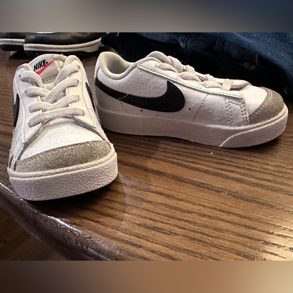 Nike Kids White and Black Sneakers